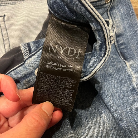 NYDJ Curve 360 Jeans - Size 12 SHORT - Picture 6 of 8